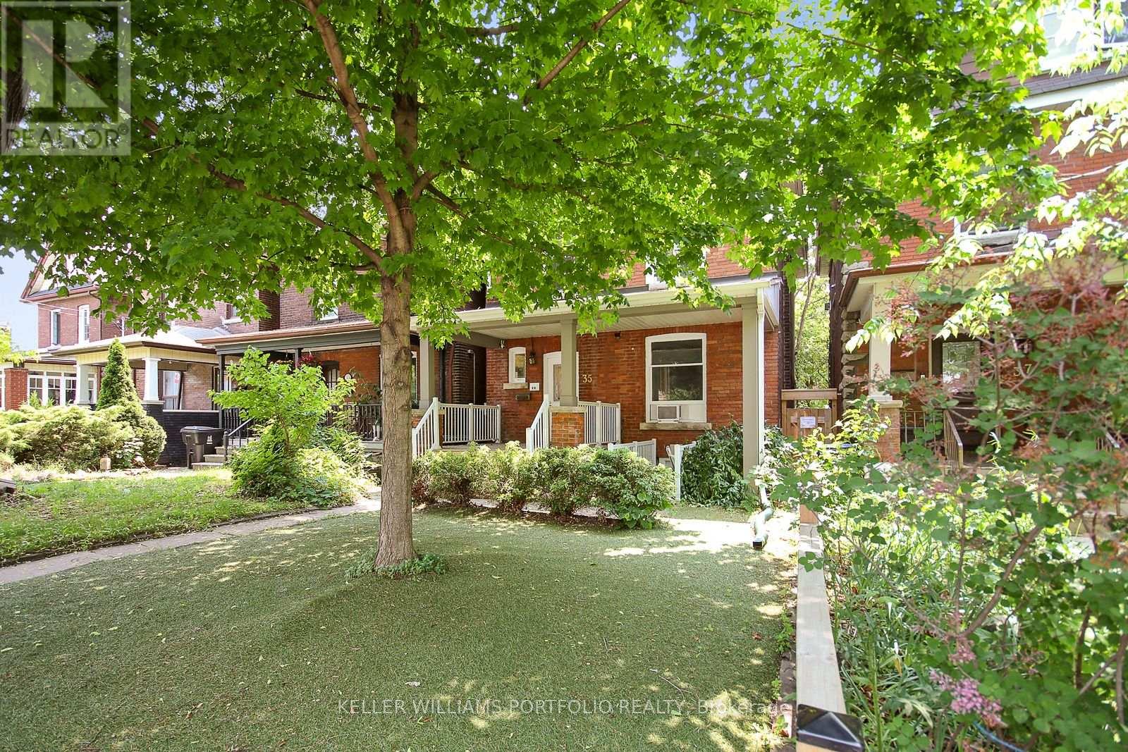 #2 (Ground) - 35 Humberside Avenue, Toronto, Ontario  M6P 1J6 - Photo 4 - W13165004