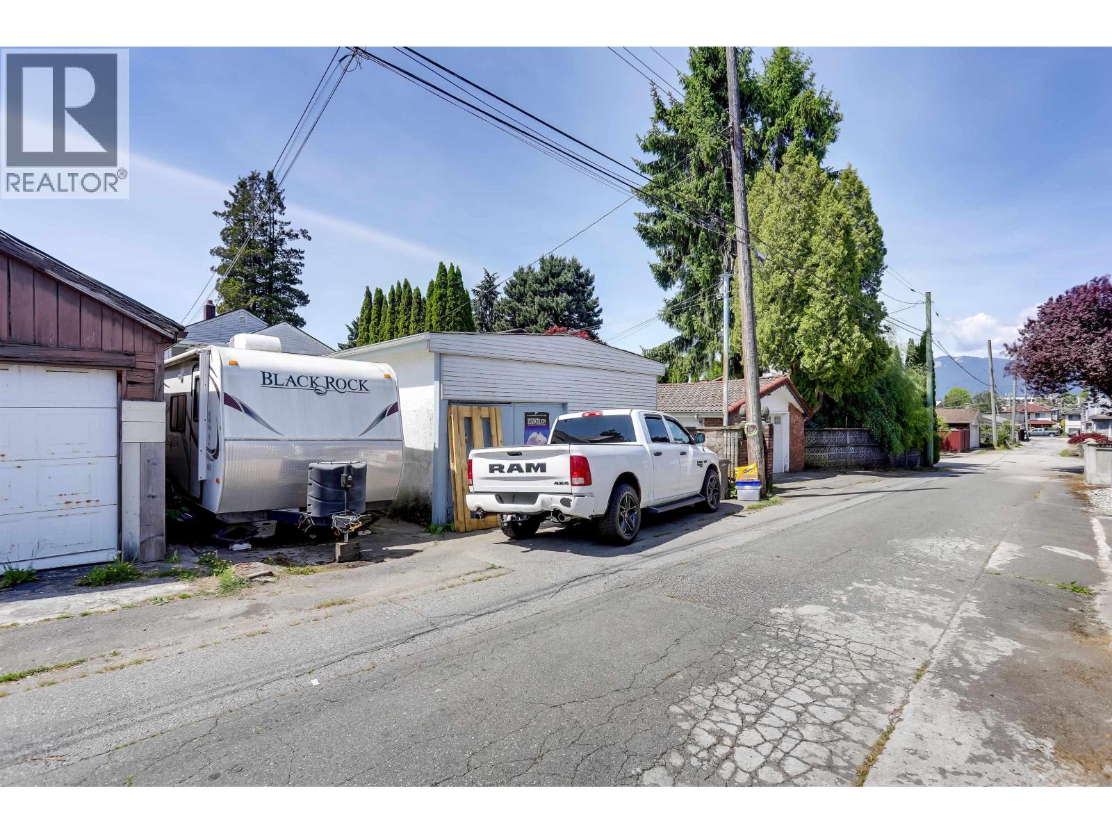 936 Nanaimo Street, Vancouver, British Columbia  V5L 4S9 - Photo 11 - R3122188