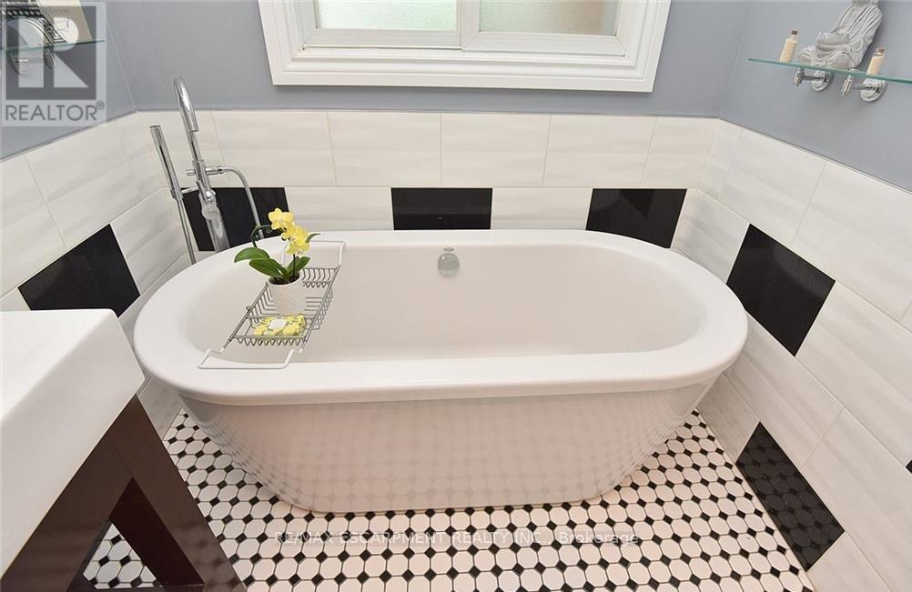 238 Fairridge Road, Hamilton, Ontario  L8K 5M4 - Photo 18 - X13164984