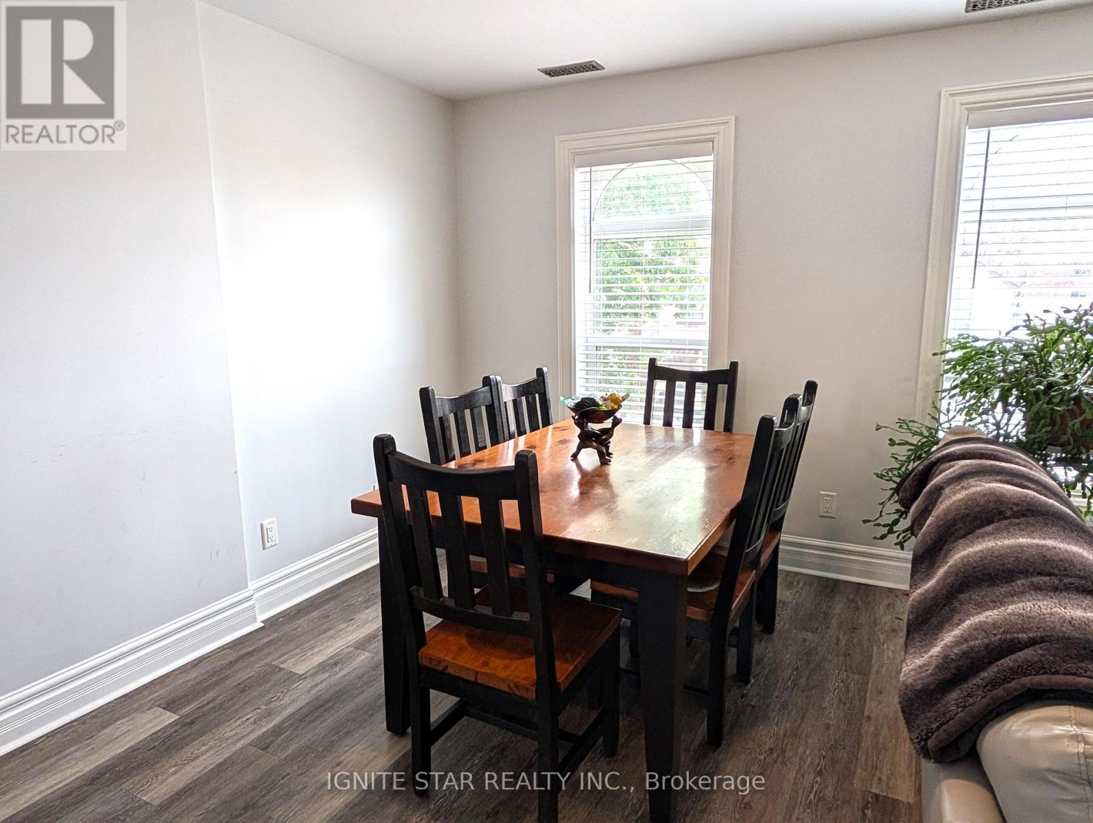 Upper Level - 106 West Avenue N, Hamilton, Ontario  L8L 5C3 - Photo 4 - X13165000