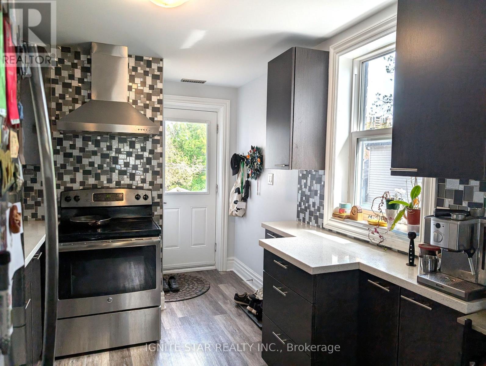 Upper Level - 106 West Avenue N, Hamilton, Ontario  L8L 5C3 - Photo 7 - X13165000