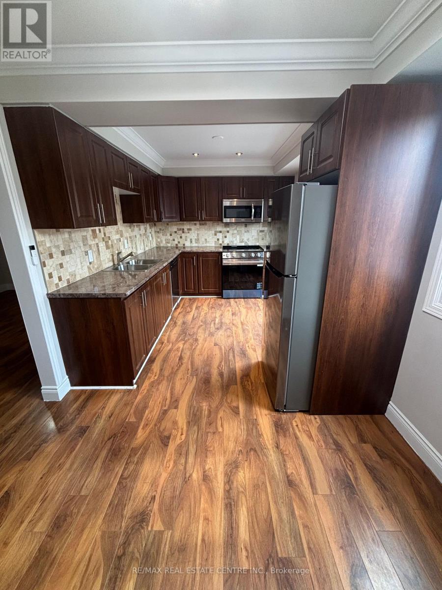 9 - 29 Heritage Drive, Hamilton (Stoney Creek), Ontario  L8G 4T4 - Photo 8 - X13165024
