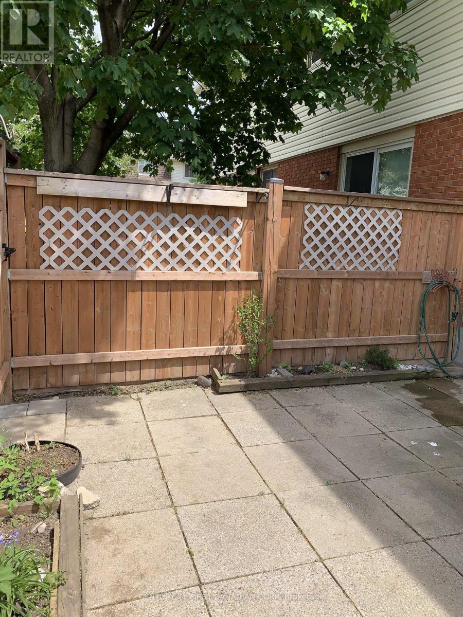54 - 51 Sholto Drive, London South, Ontario  N6E 2H9 - Photo 15 - X13165086