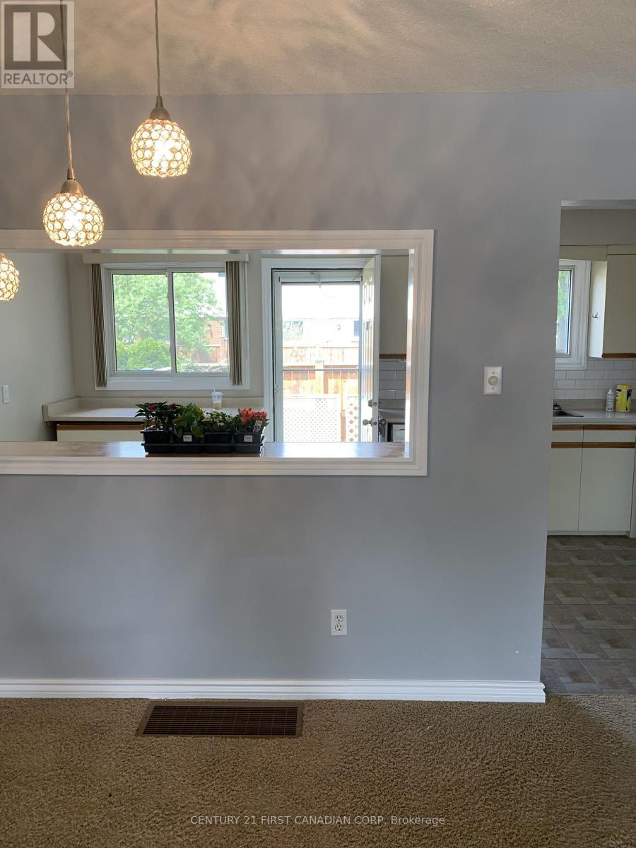 54 - 51 Sholto Drive, London South, Ontario  N6E 2H9 - Photo 2 - X13165086