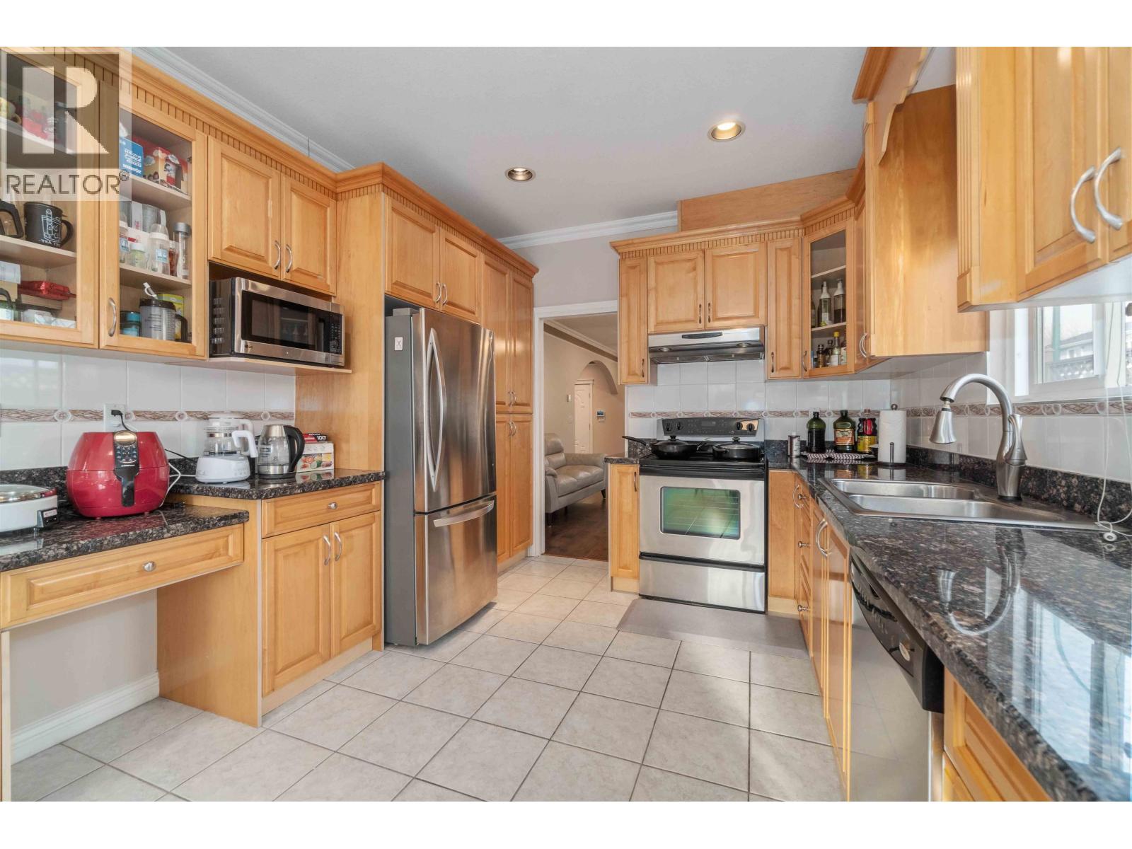 Listing image 2
