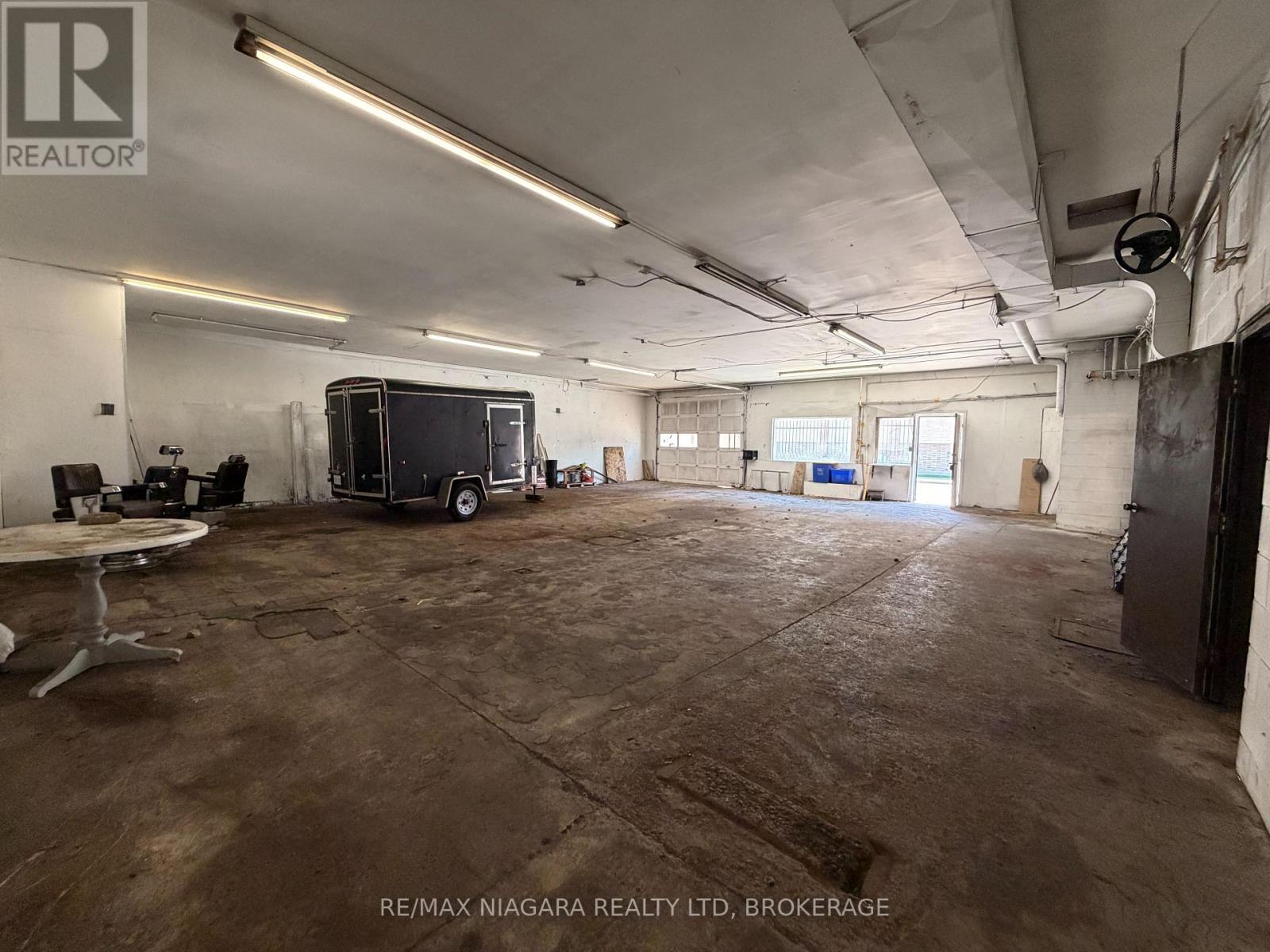 5397 Forsythe Street, Niagara Falls (Clifton Hill), Ontario  L2G 1M1 - Photo 18 - X13165066