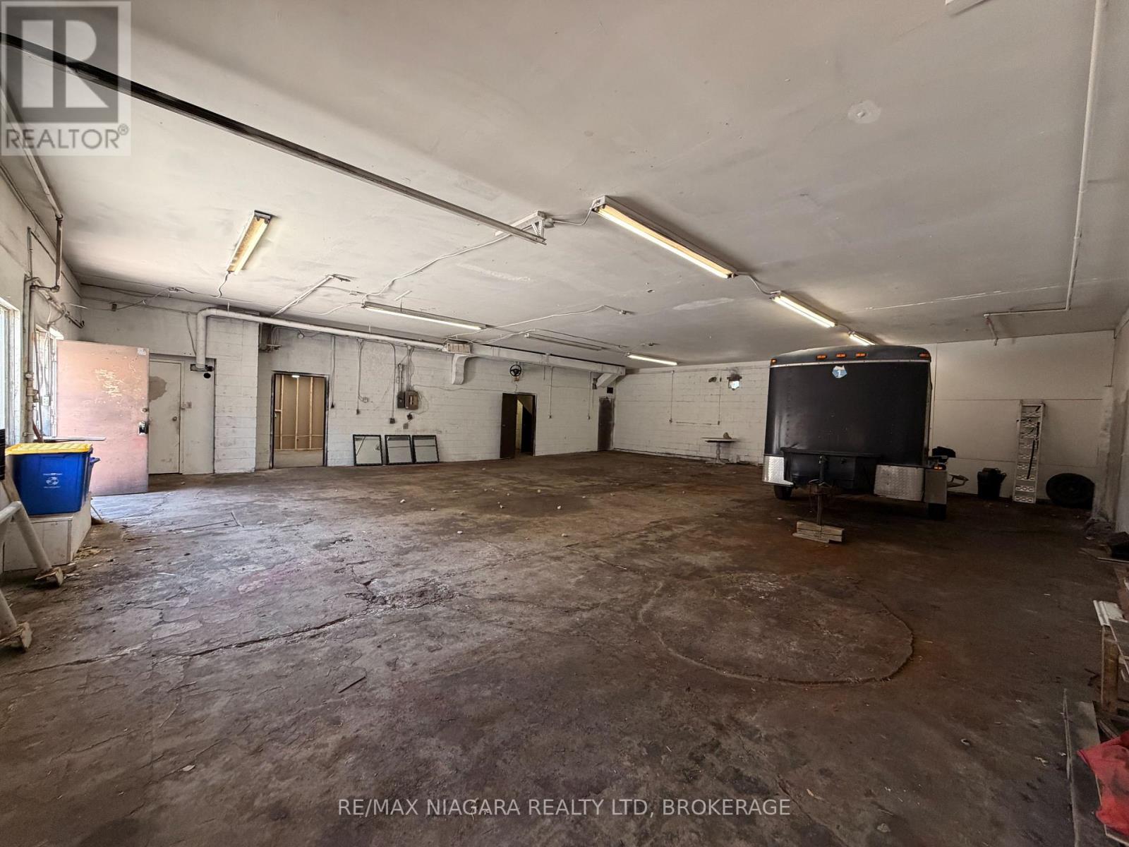 5397 Forsythe Street, Niagara Falls (Clifton Hill), Ontario  L2G 1M1 - Photo 19 - X13165066
