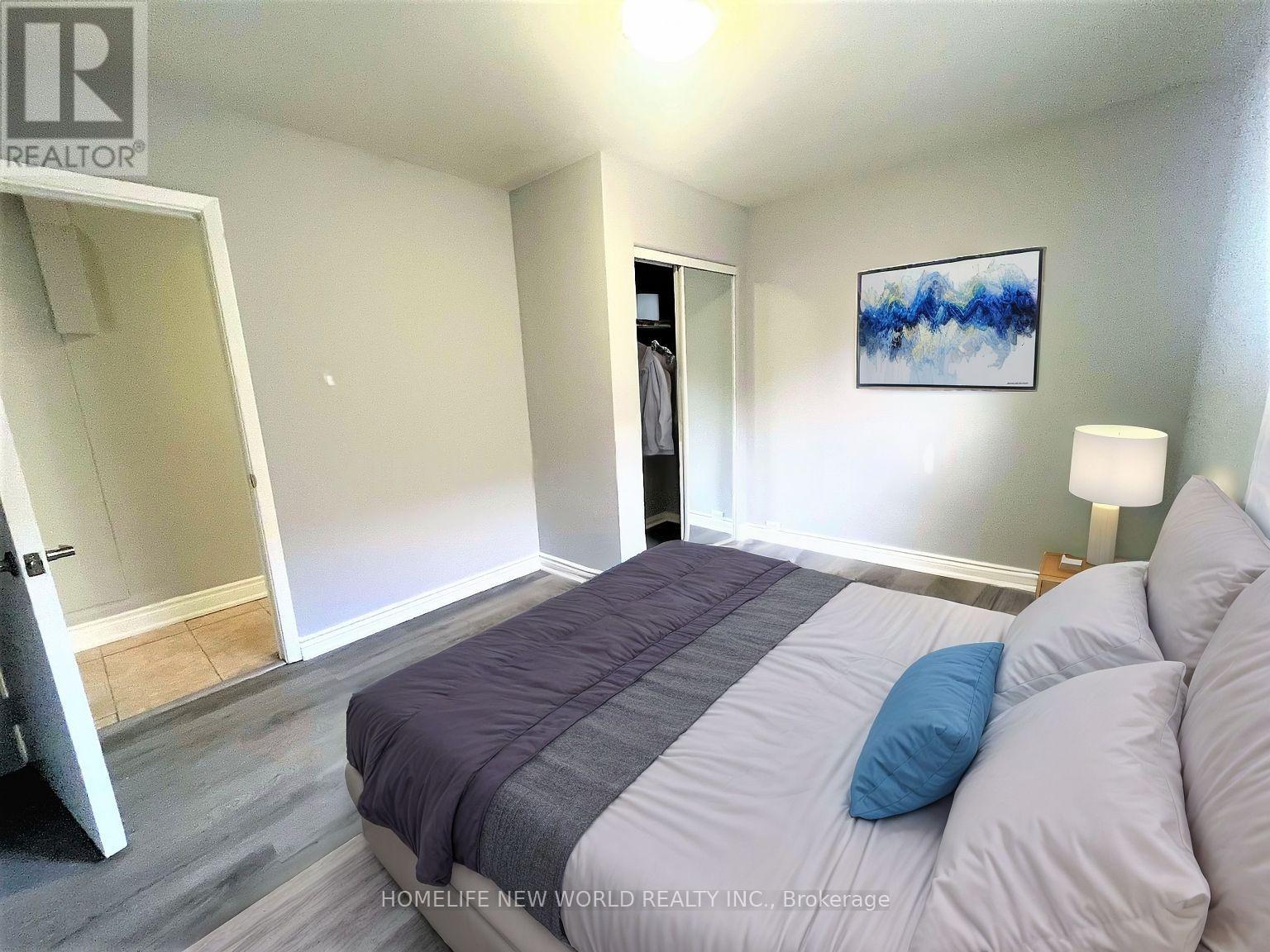 1 - 2 Thornton Avenue, Toronto, Ontario  M6E 2C9 - Photo 9 - W12909372
