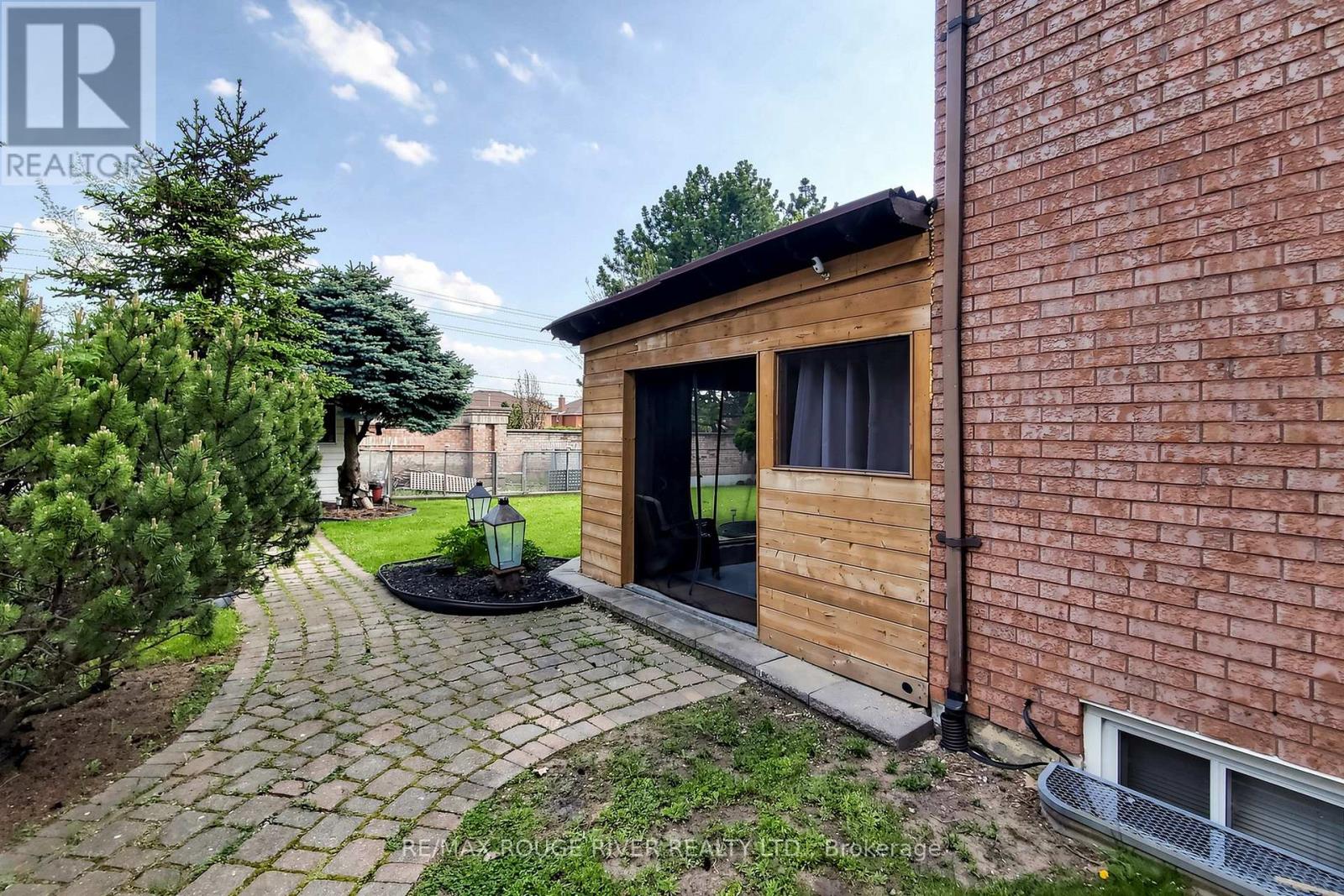 96 Bourbon Street, Vaughan, Ontario  L4L 6Y3 - Photo 42 - N13163616