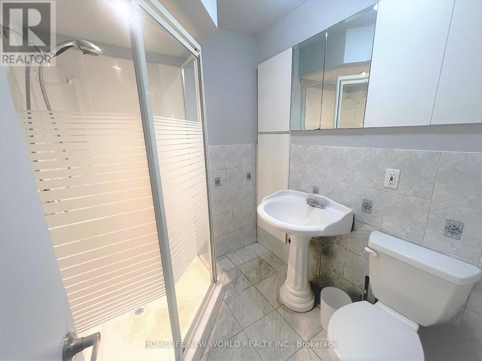 1 - 2 Thornton Avenue, Toronto, Ontario  M6E 2C9 - Photo 11 - W12909372