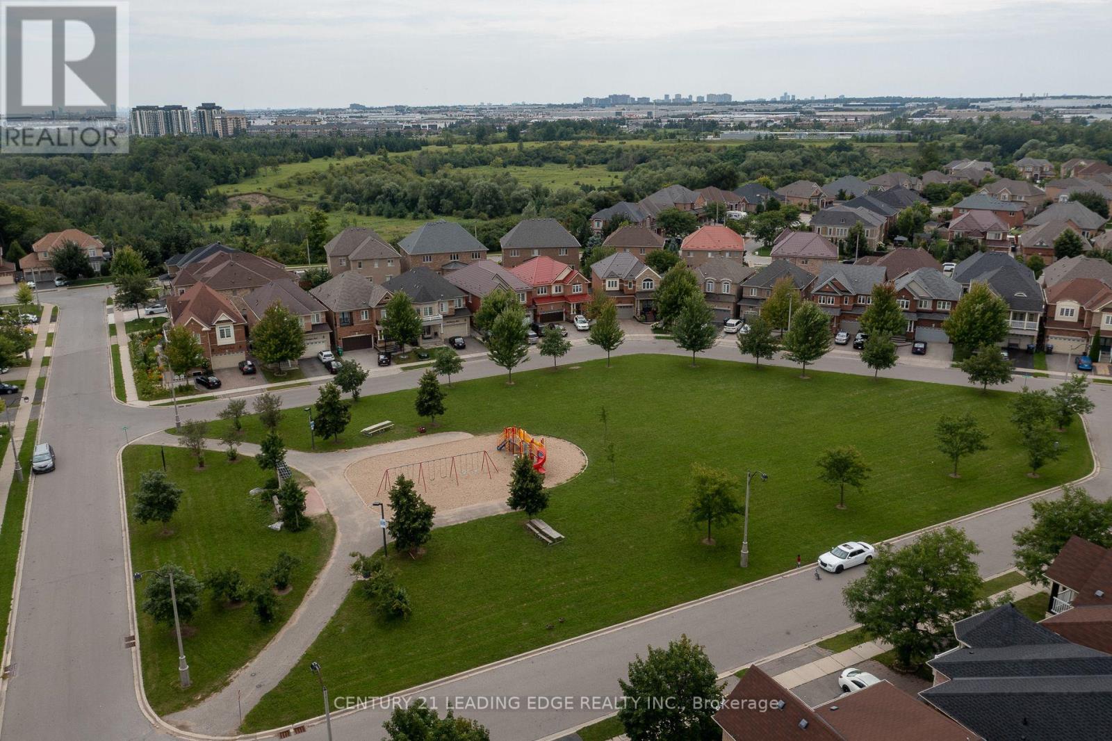 26 Huntspoint Drive, Brampton, Ontario  L6P 2E7 - Photo 40 - W13164874