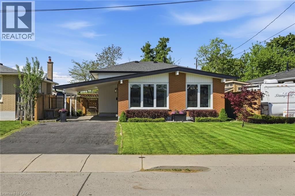 9 RENO Avenue, Hamilton, Ontario