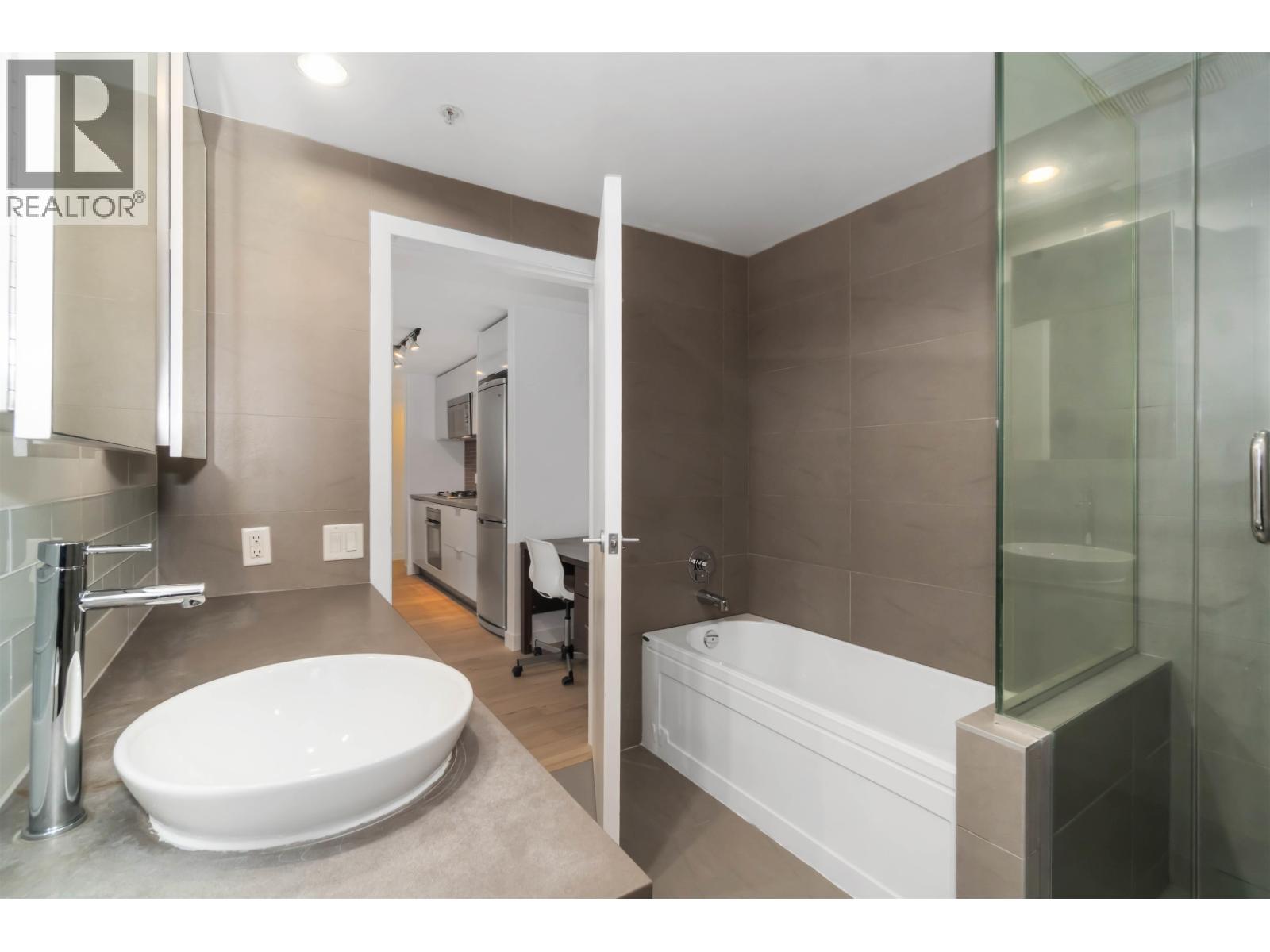 2803 108 W Cordova Street, Vancouver, British Columbia  V6B 0G5 - Photo 14 - R3091597