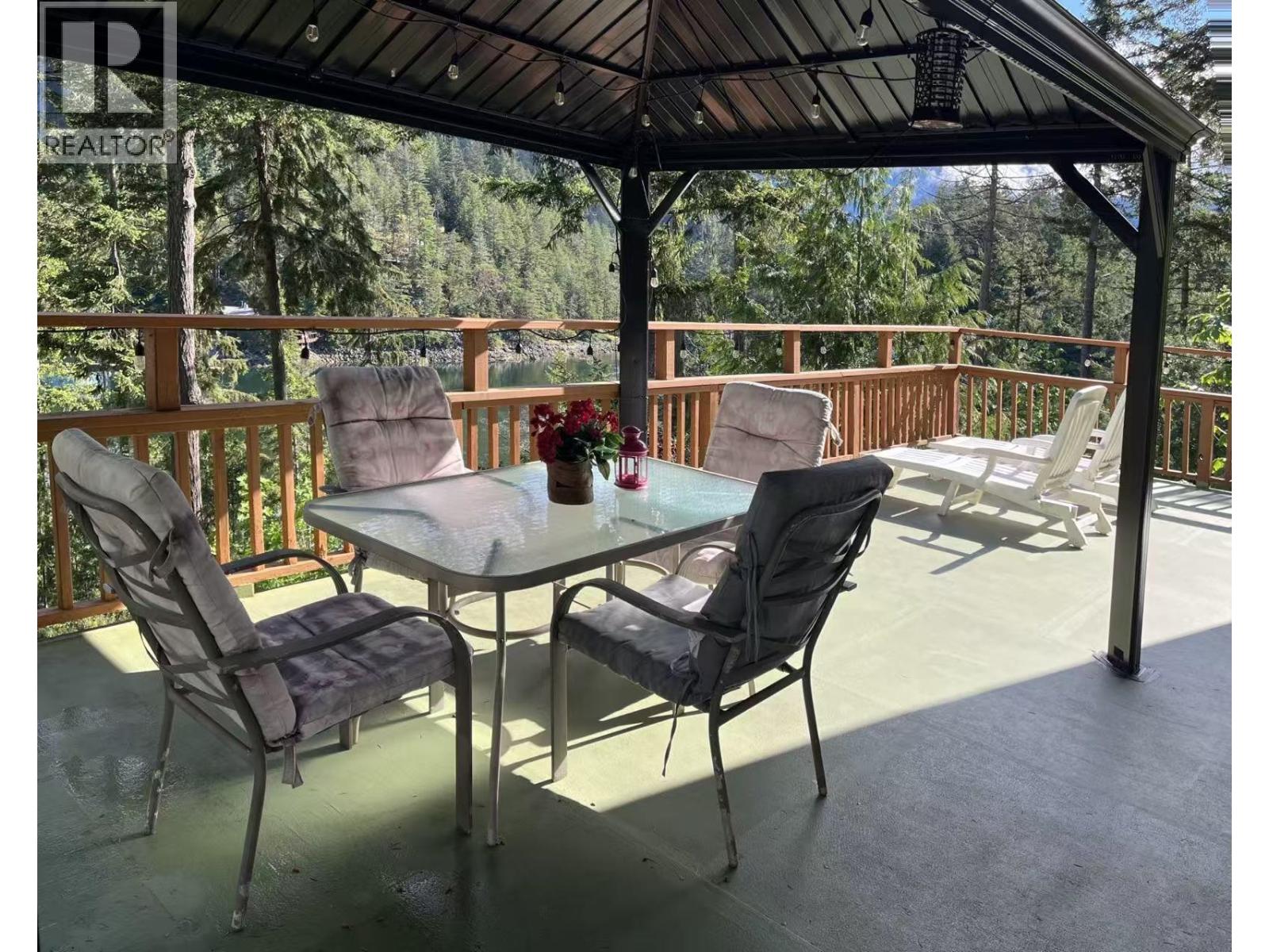 5099 Johnstone Road, Madeira Park, British Columbia  V0N 2H1 - Photo 17 - R3125888