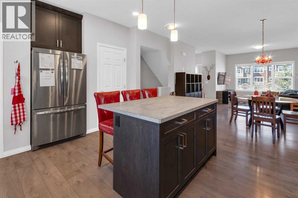 188 Sundown Road, Cochrane, Alberta  T4C 2M5 - Photo 4 - A2309401