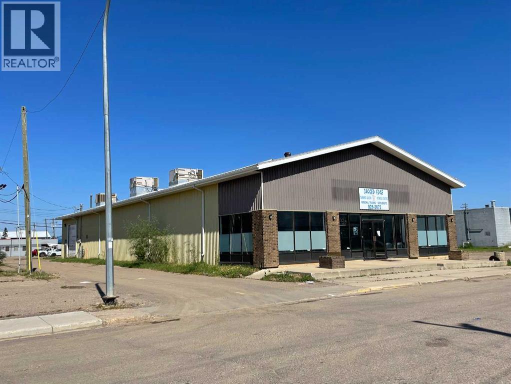 9902 98 Street, High Level, Alberta  T0H 1Z0 - Photo 2 - A2314071