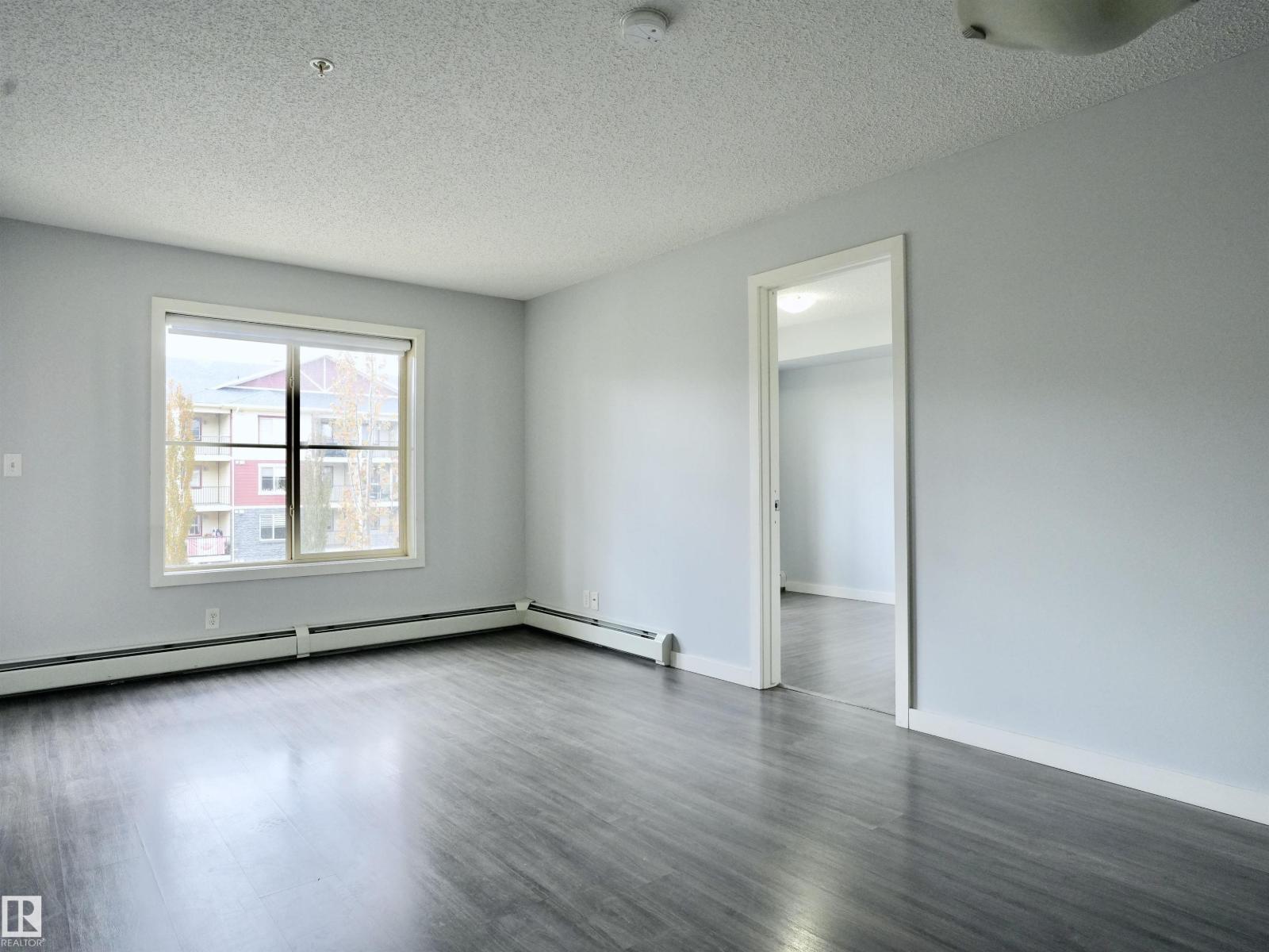 #320 5816 Mullen Pl NW, Edmonton, Alberta  T6R 0W3 - Photo 4 - E4489548