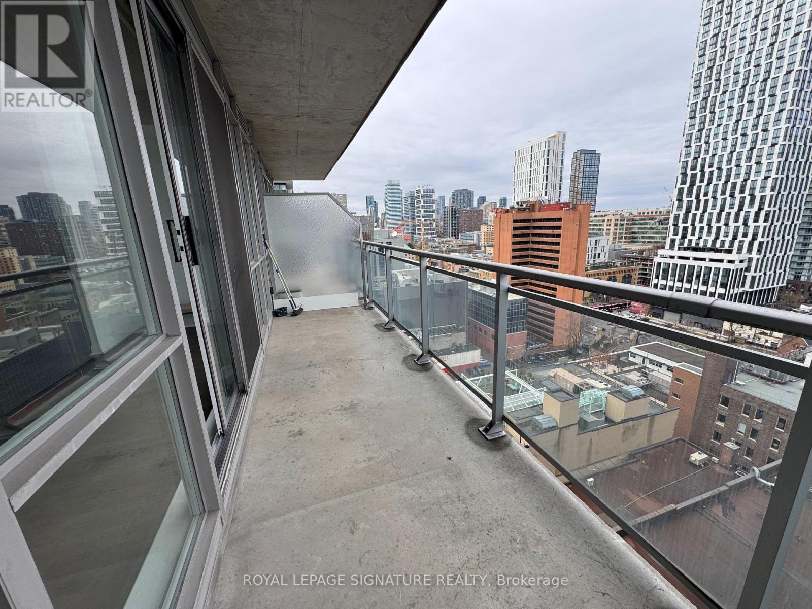 1702 - 220 Victoria Street, Toronto, Ontario  M5B 2R6 - Photo 14 - C13165098