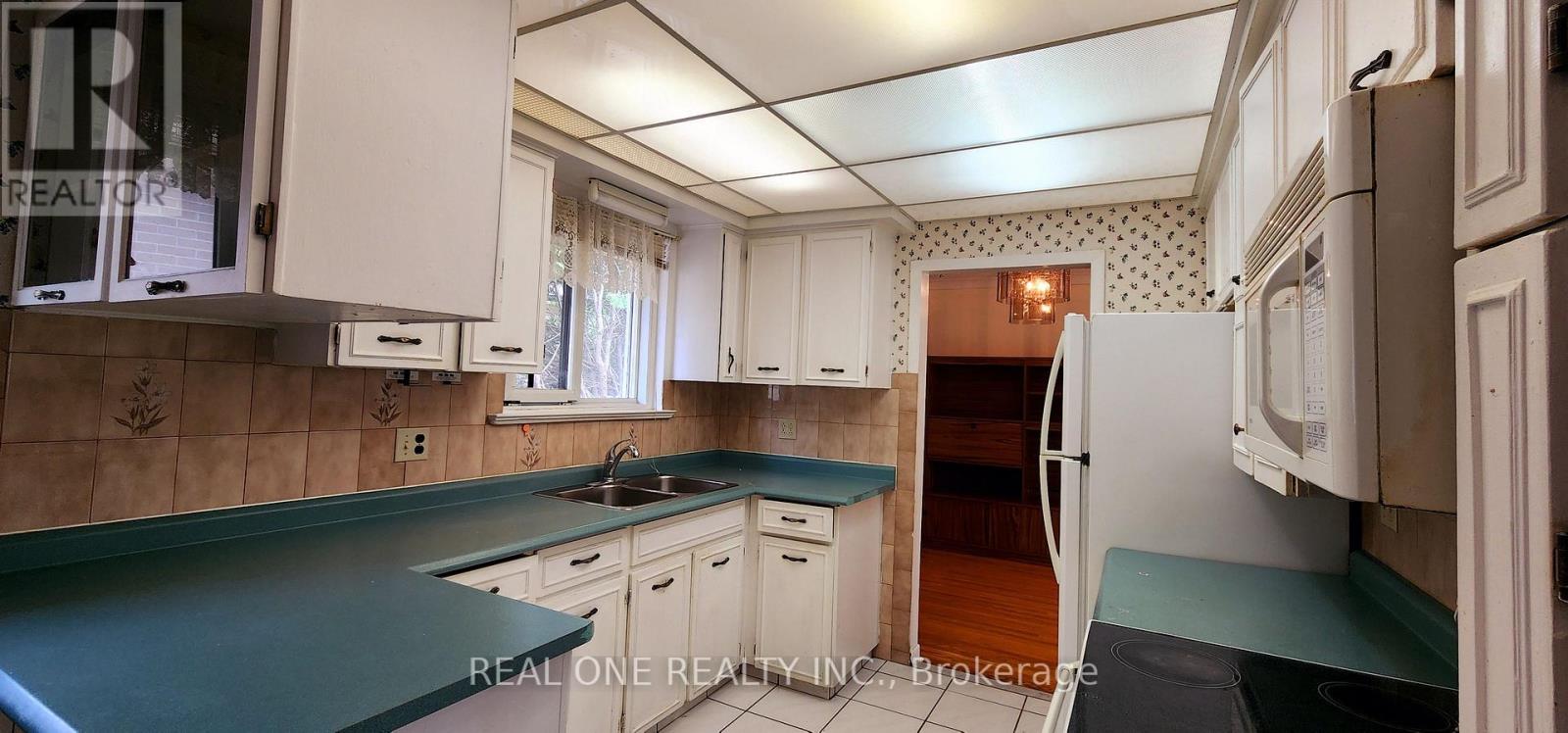 21 Pegasus Trail, Toronto, Ontario  M1G 3N3 - Photo 12 - E13152974