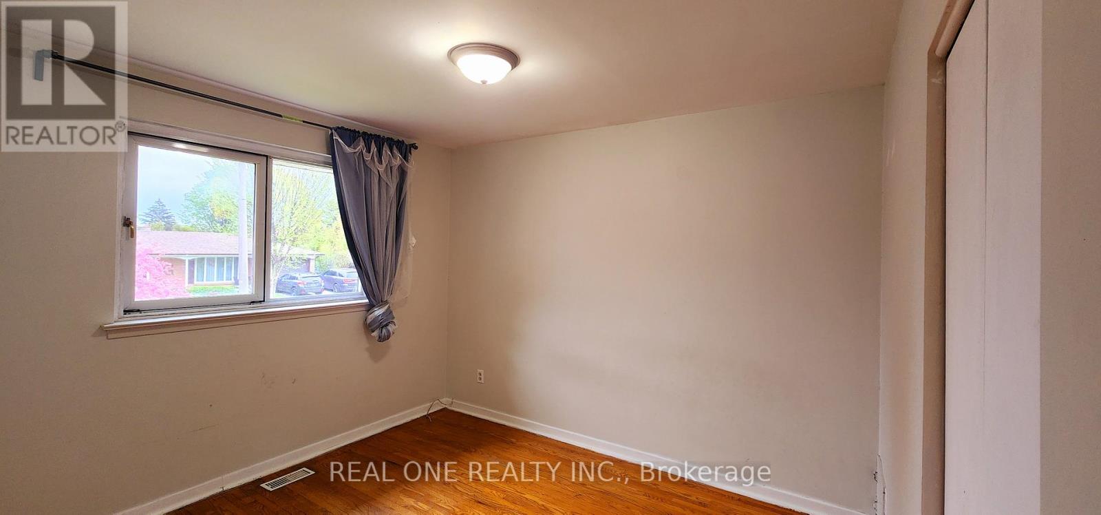 21 Pegasus Trail, Toronto, Ontario  M1G 3N3 - Photo 4 - E13152974