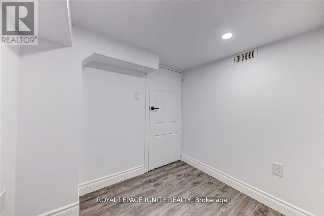 Bsmt - 103 Bremner Street, Whitby, Ontario  L1R 0P9 - Photo 17 - E13165082