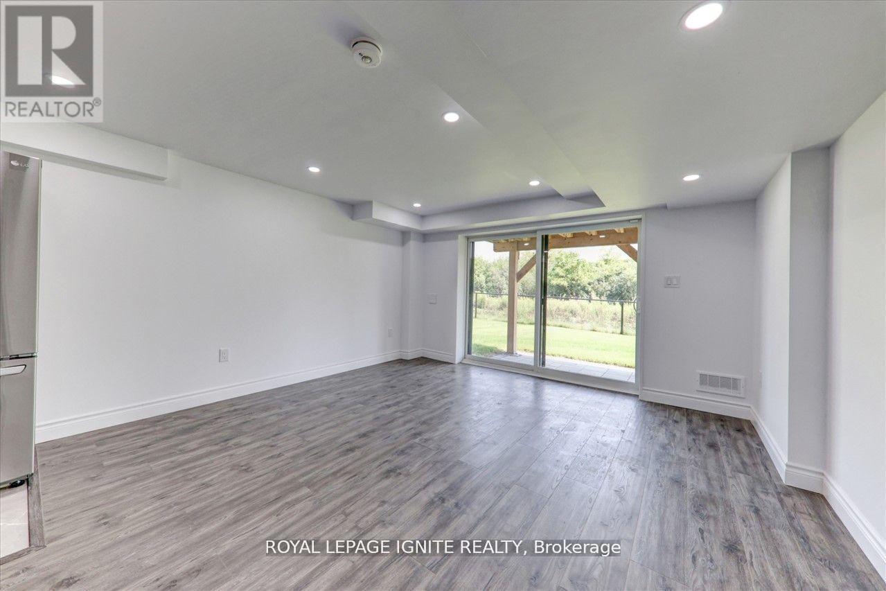 Bsmt - 103 Bremner Street, Whitby, Ontario  L1R 0P9 - Photo 6 - E13165082