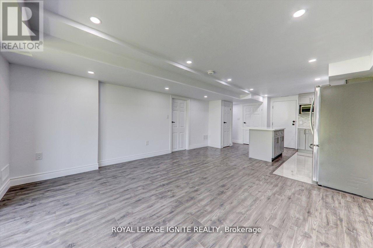 Bsmt - 103 Bremner Street, Whitby, Ontario  L1R 0P9 - Photo 8 - E13165082