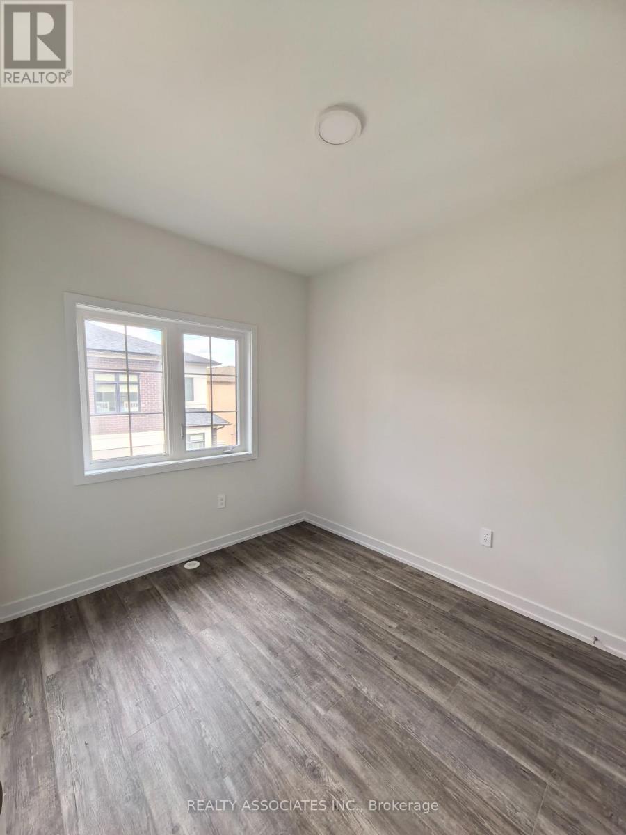 10 Victor Metcalf Lane, Richmond Hill, Ontario L4B 0J7 - Photo 5 - N13165072