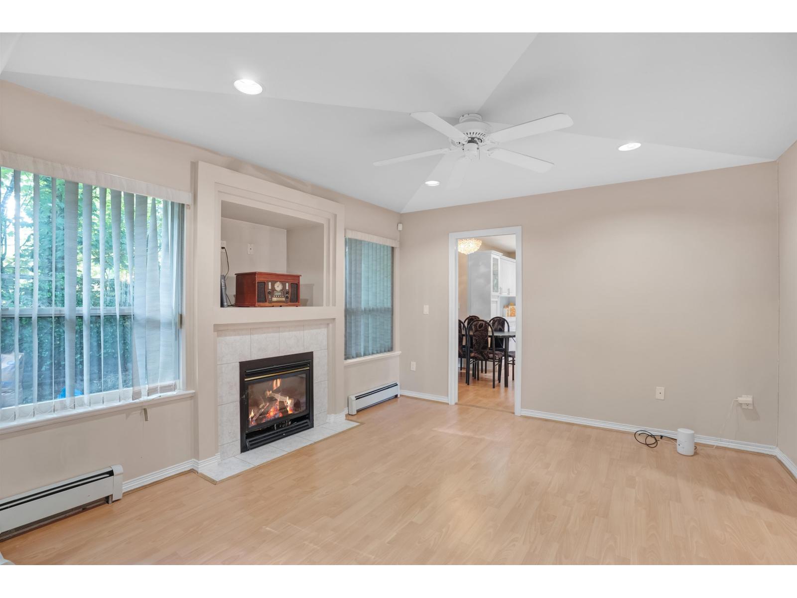 15829 87a Avenue, Surrey, British Columbia  V4N 4Z5 - Photo 8 - R3126869