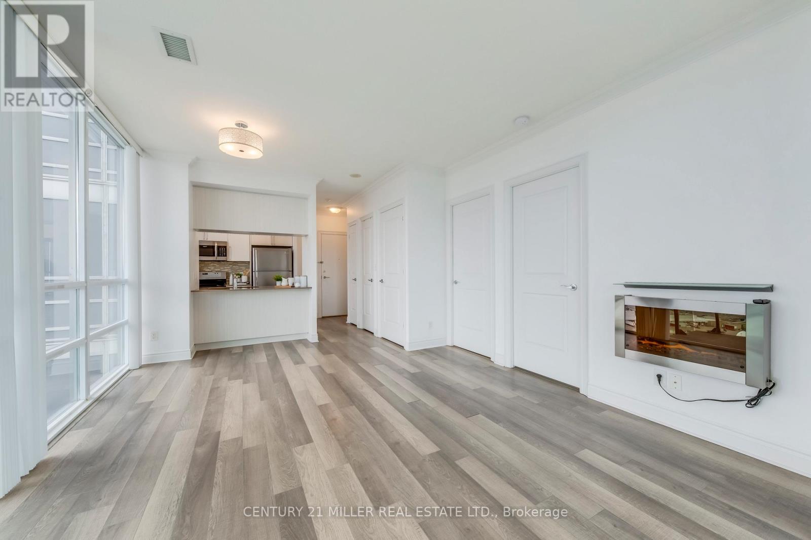 2002 - 16 Brookers Lane, Toronto (Mimico), Ontario  M8V 0A5 - Photo 8 - W13165038