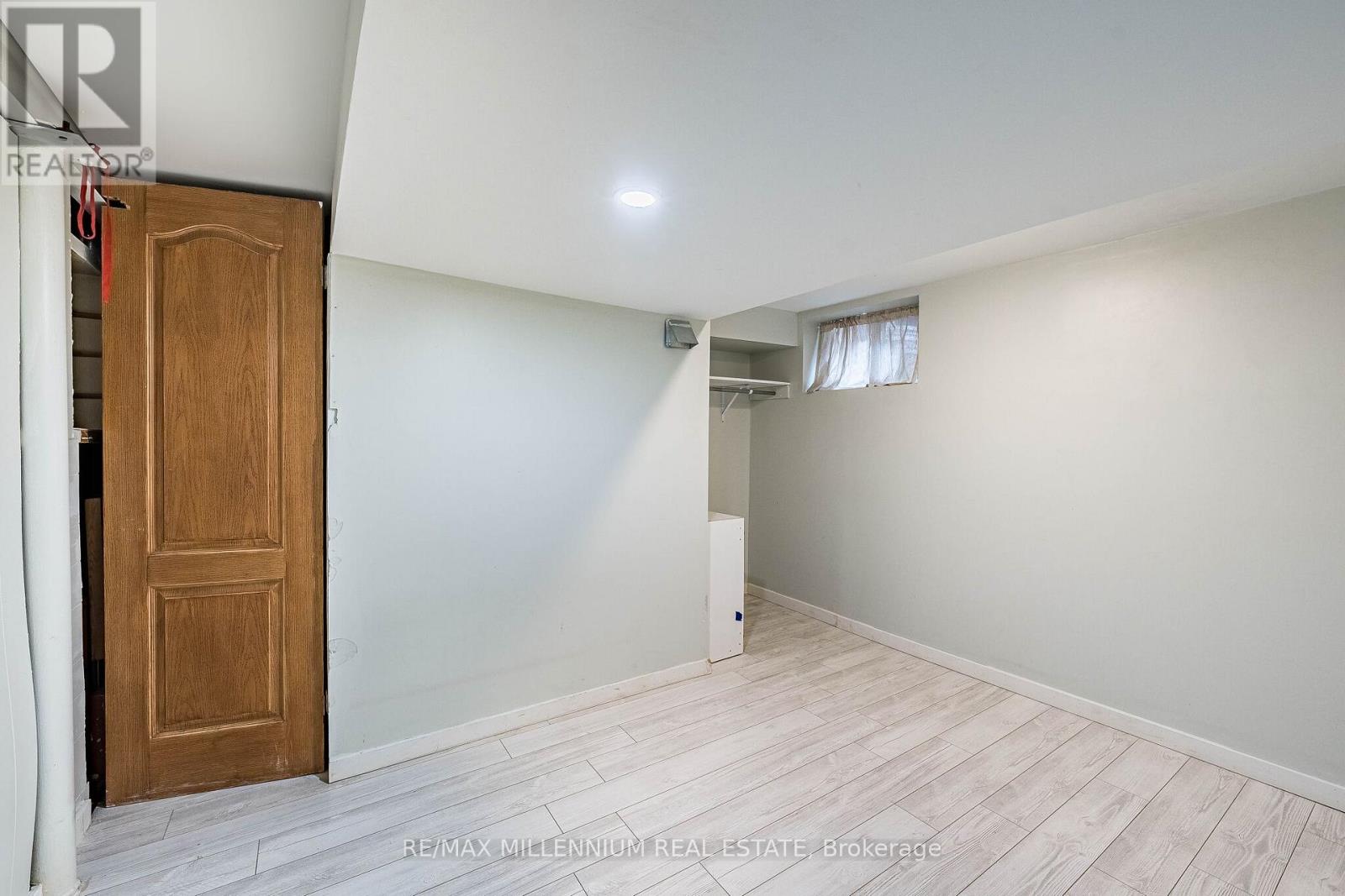 271 Thistle Down Boulevard W, Toronto (Thistletown-Beaumonde Heights), Ontario  M9V 1K6 - Photo 37 - W13165110