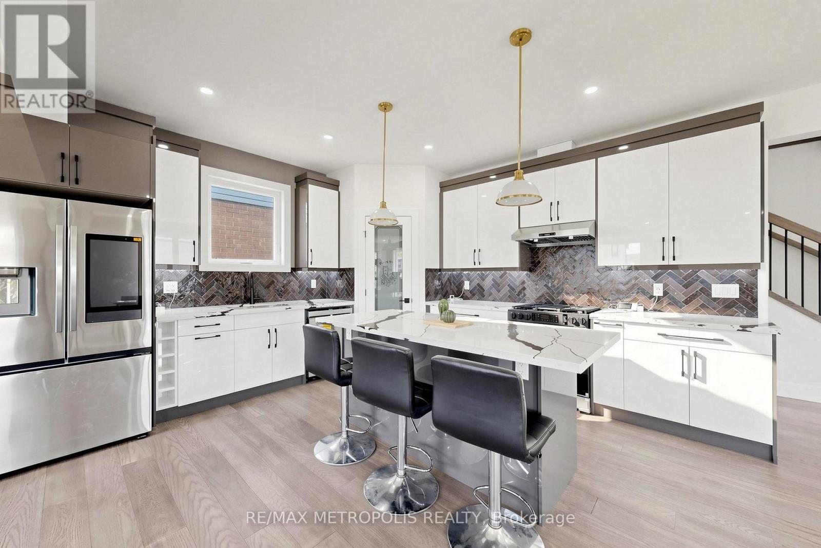 604 Chelton Road, London South (South U), Ontario  N6M 0H7 - Photo 10 - X13165040
