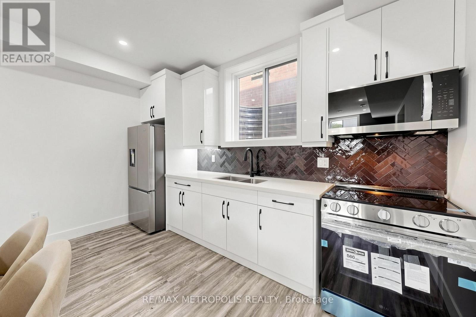 604 Chelton Road, London South (South U), Ontario  N6M 0H7 - Photo 38 - X13165040