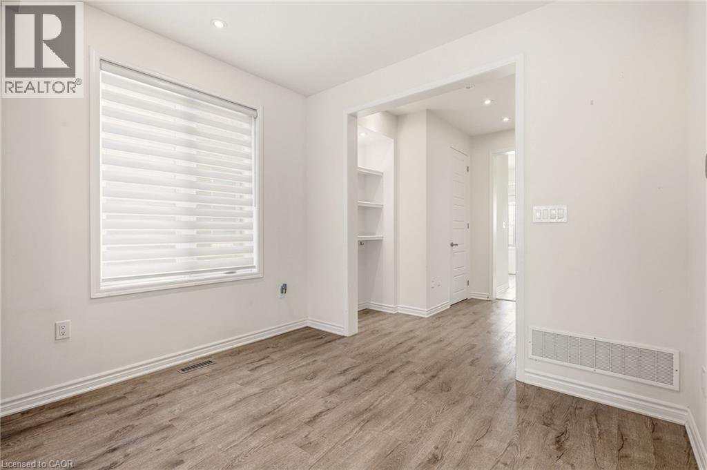 1364 Sycamore Garden, Milton, Ontario  L9E 1R3 - Photo 19 - 40832900