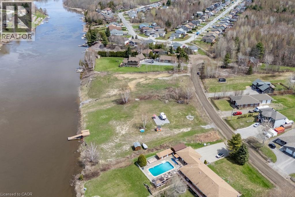 515 Champagne Road, Sturgeon Falls, Ontario  P2B 2L9 - Photo 12 - 40832901