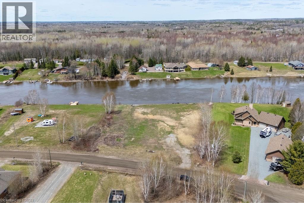 515 Champagne Road, Sturgeon Falls, Ontario  P2B 2L9 - Photo 5 - 40832901