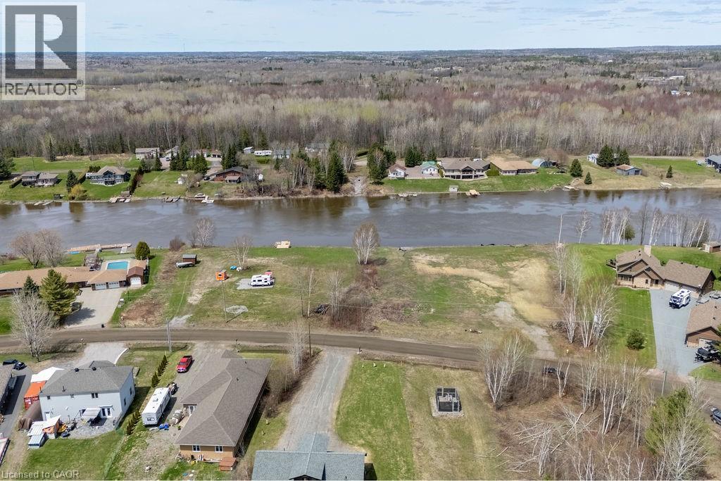 515 Champagne Road, Sturgeon Falls, Ontario  P2B 2L9 - Photo 6 - 40832901