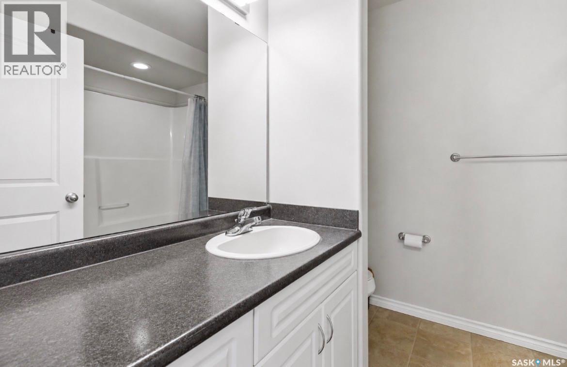 610 Stonebridge Common, Saskatoon, Saskatchewan  S7K 0M9 - Photo 12 - SK036187