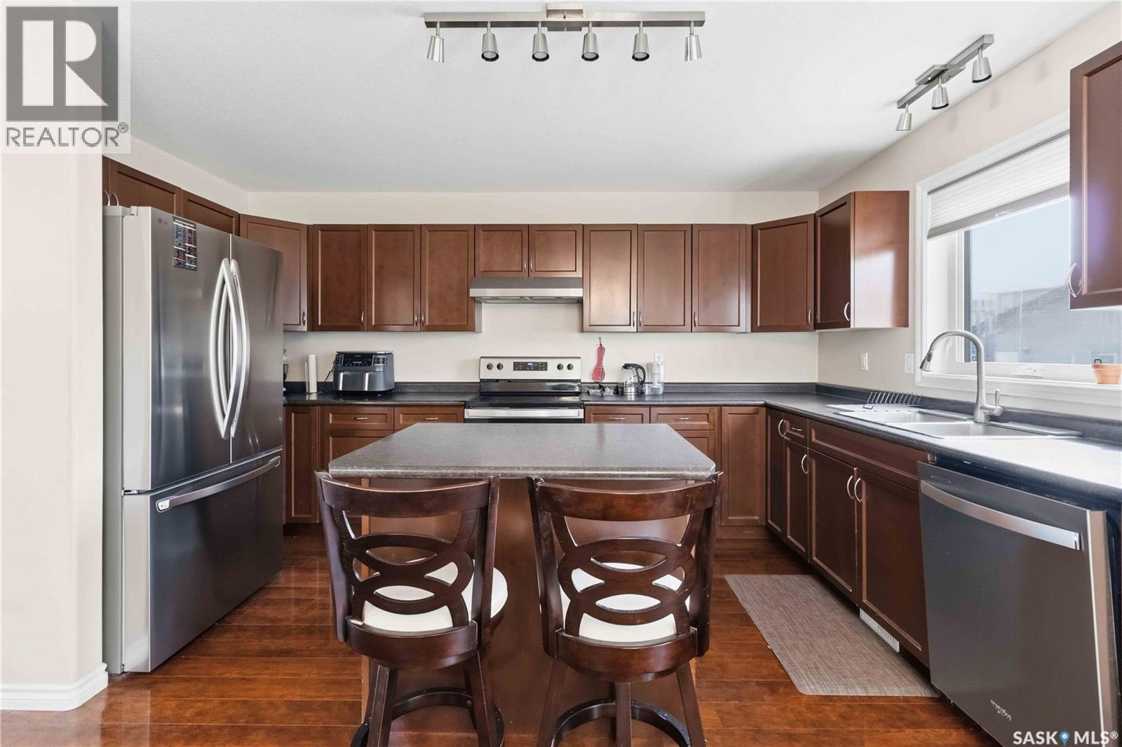 610 Stonebridge Common, Saskatoon, Saskatchewan  S7K 0M9 - Photo 8 - SK036187
