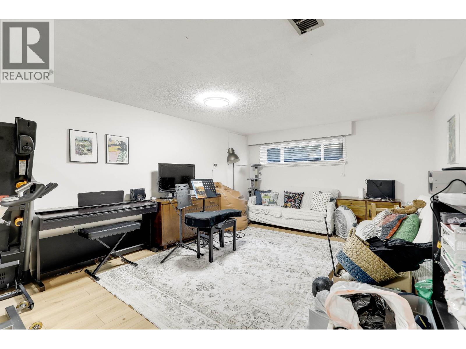 4139 Pender Street, Burnaby, British Columbia  V5C 2M1 - Photo 13 - R3126571