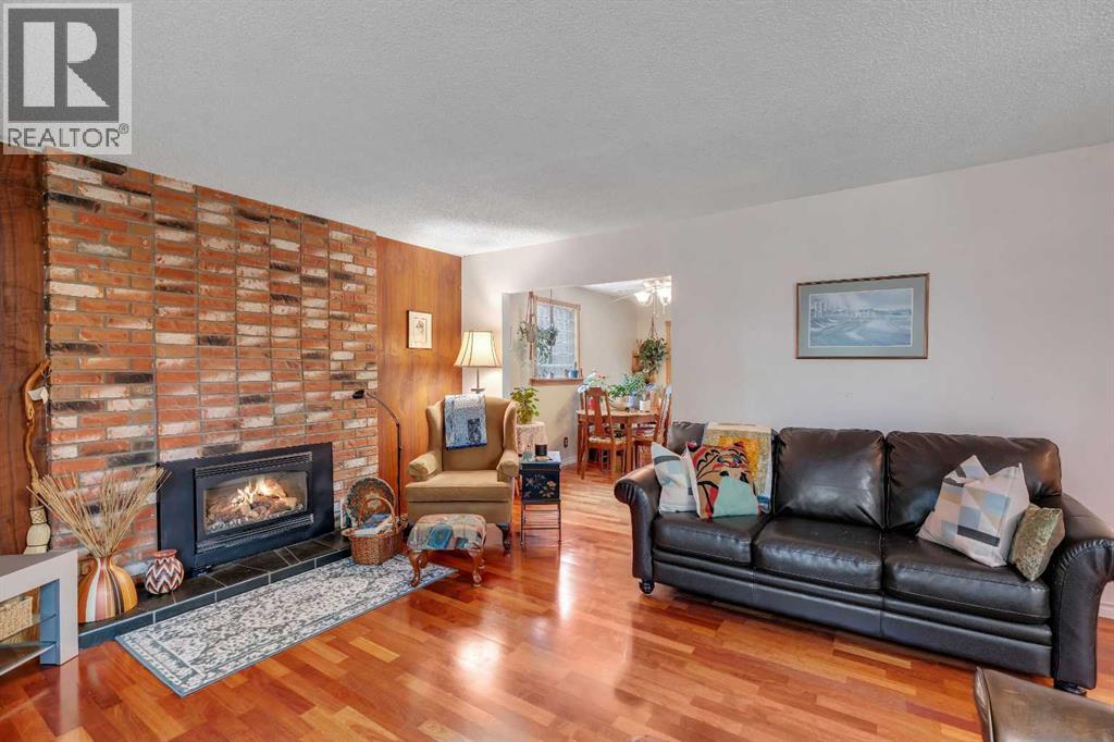 4623 31 Avenue NE, Calgary, Alberta  T1Y 1G8 - Photo 5 - A2308865