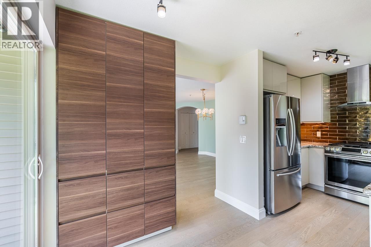 203 400 Klahanie Drive, Port Moody, British Columbia  V3H 5K9 - Photo 13 - R3127101