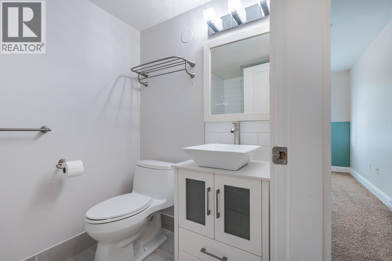 203 400 Klahanie Drive, Port Moody, British Columbia  V3H 5K9 - Photo 23 - R3127101