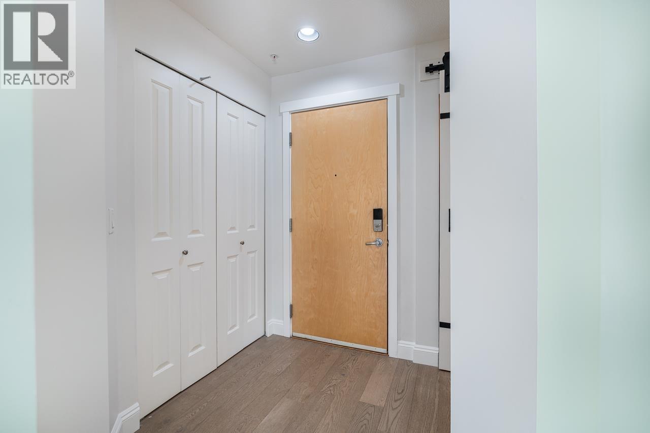 203 400 Klahanie Drive, Port Moody, British Columbia  V3H 5K9 - Photo 8 - R3127101