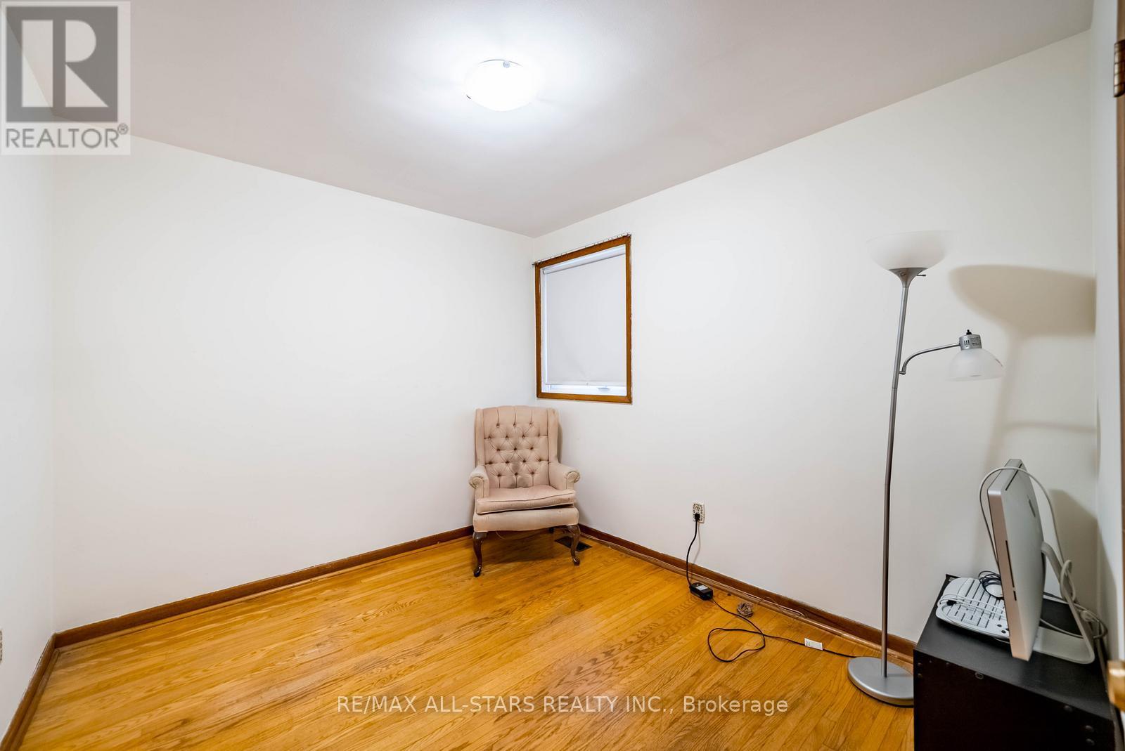 26 Summerglade Drive, Toronto, Ontario  M1S 1W8 - Photo 18 - E13165152