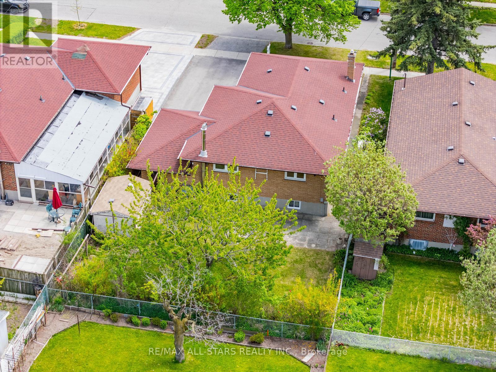 26 Summerglade Drive, Toronto, Ontario  M1S 1W8 - Photo 40 - E13165152