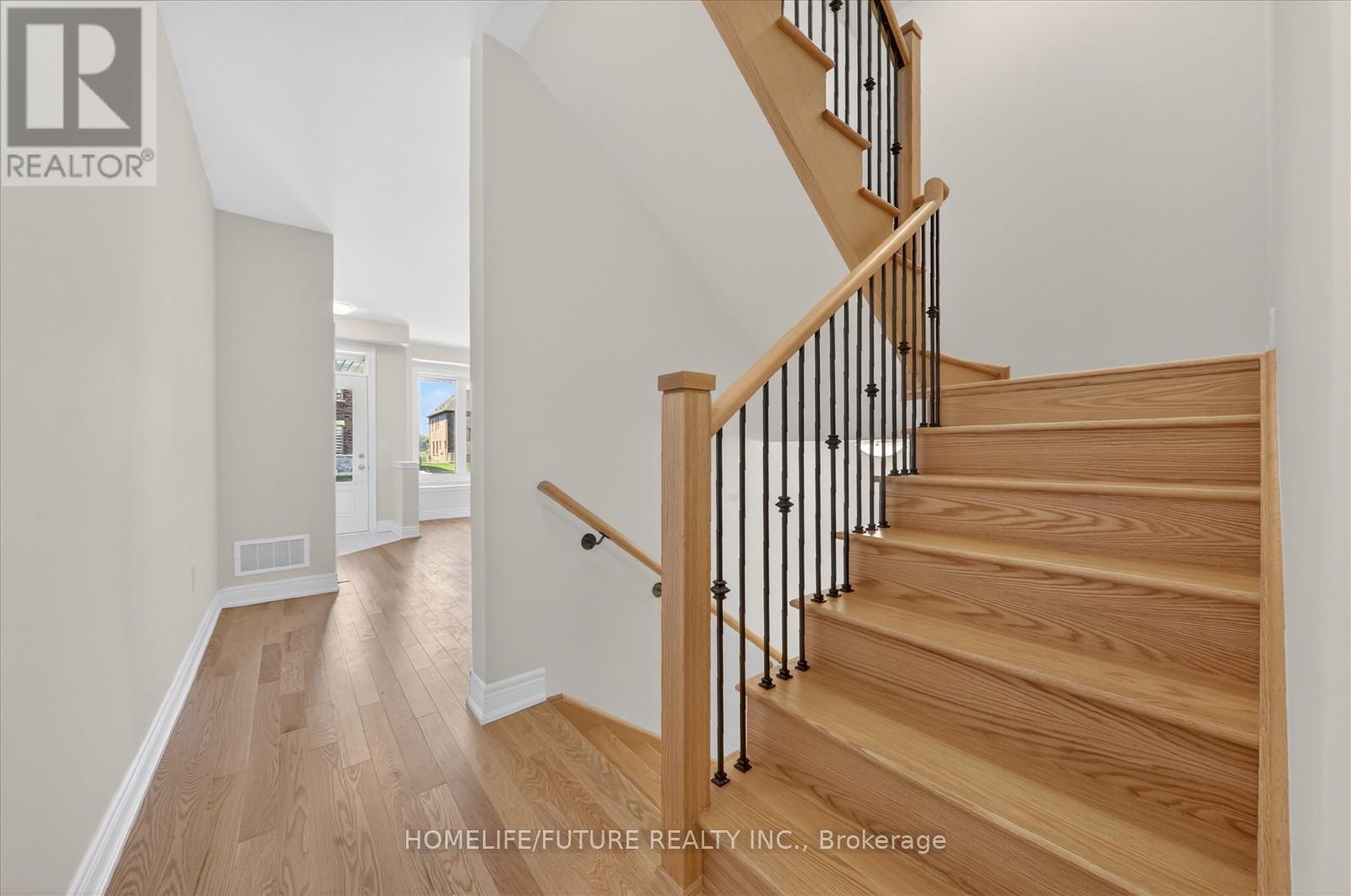 2957 Gatestone Path, Pickering, Ontario  L1X 2R5 - Photo 10 - E13165154