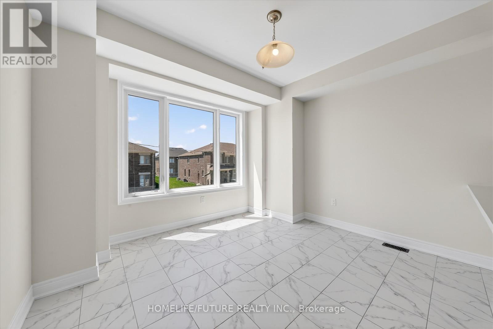 2957 Gatestone Path, Pickering, Ontario  L1X 2R5 - Photo 14 - E13165154