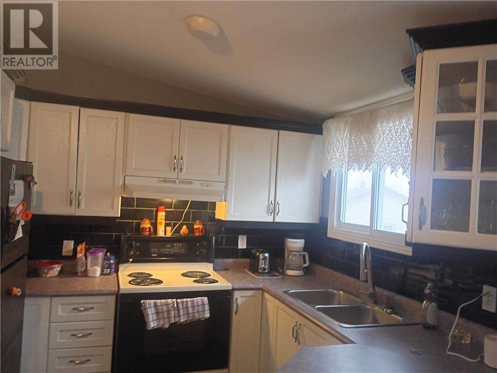 1642 Olivia Street, Val Caron, Ontario  P3N 1N8 - Photo 5 - 2127952