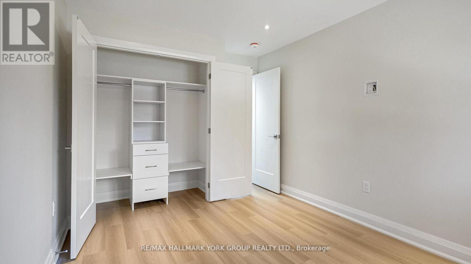 Main Fl - 1000 Lemar Road, Newmarket, Ontario  L3Y 1S1 - Photo 15 - N13165128